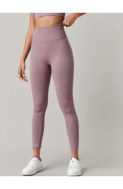 Sports leggings with a wide waist band